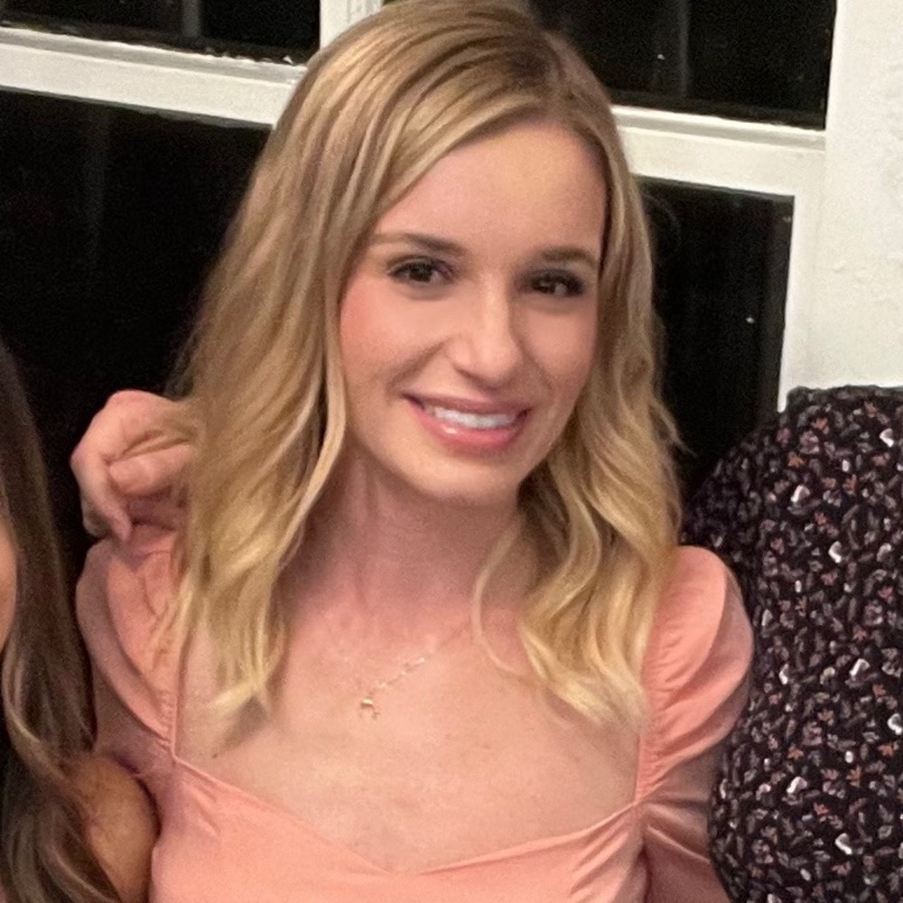 Meet your Posher, Nicole